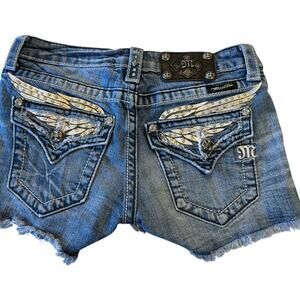 Miss Me Women’s Size 27 Embellished Pocket Cut-Off Shorts